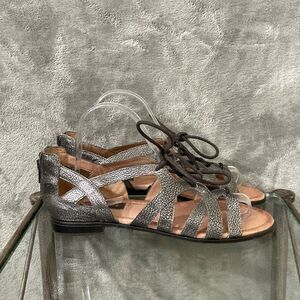 Nurture Leather Sandals women’s Size 7.5 M gray metallic low heel  zip